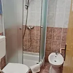 Alex דירה רוביני