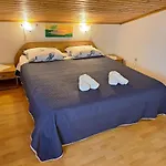Apartman Alex *