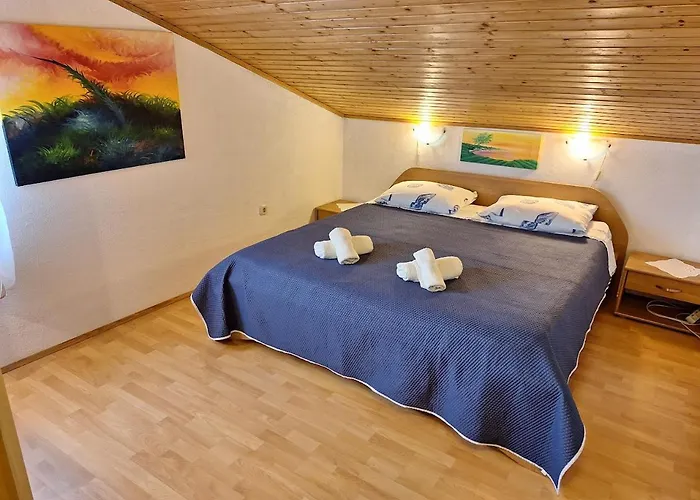 Alex Apartman